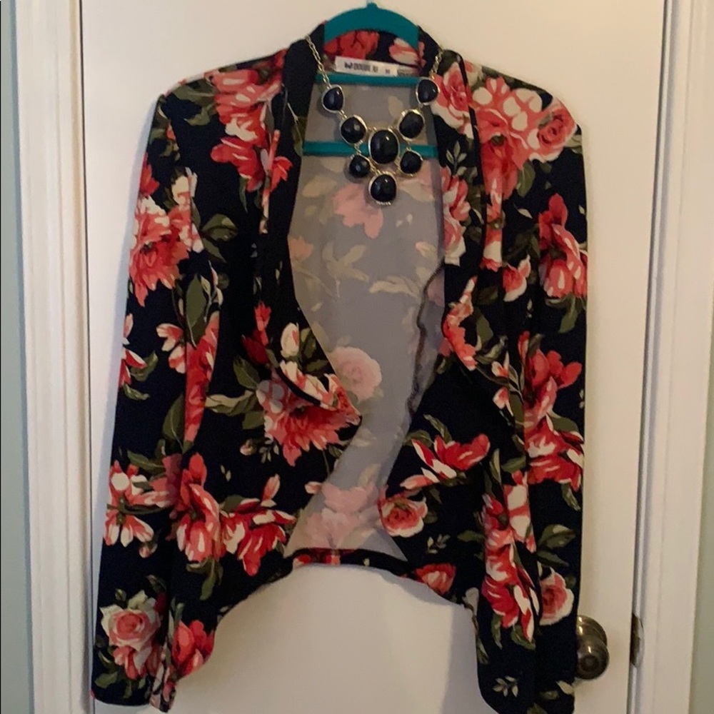 Stretchy Floral Blazer